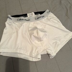 Calvin Klein White Boxer Briefs Set